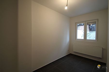 Instapklaar appartement van ca. 65 m² met 2 slaapkamers en grote koer gelegen op het gelijkvloers in een kleinschalig gebouw. - Photo 5