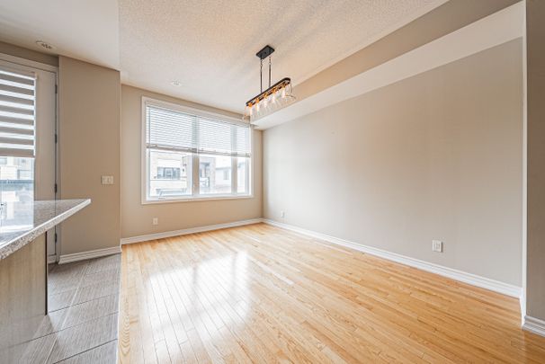 For Lease - 422 Athabasca Common, Oakville, Ontario - Photo 1