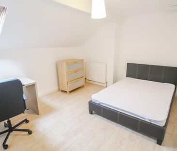 3 bedroom terraced house to rent - Photo 4