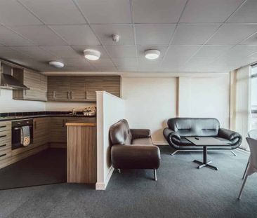 Standard Plus Ensuite - Photo 1