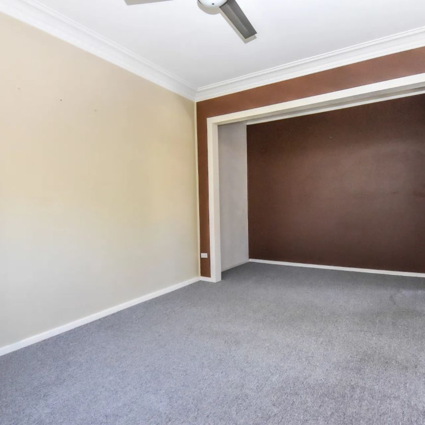 Cute, Cozy and Central - Photo 1