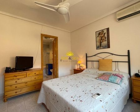 1 BEDROOM PENTHOUSE - TORREVIEJA - Photo 4