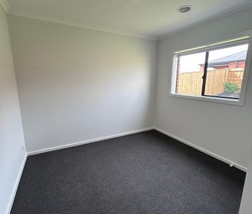 45 Baldwin Rd, Traralgon VIC 3844 - House For Rent | Domain - Photo 1