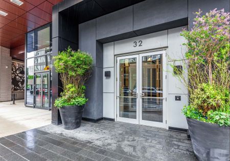For Lease - 32 Davenport Road Unit# 1003, Toronto, Ontario - Photo 3