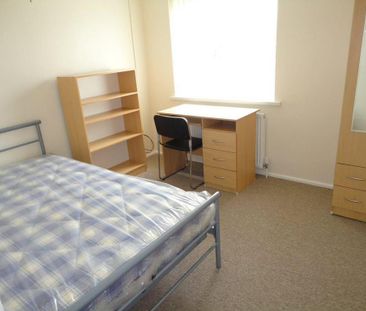 5 bedroom house to rent - Photo 2