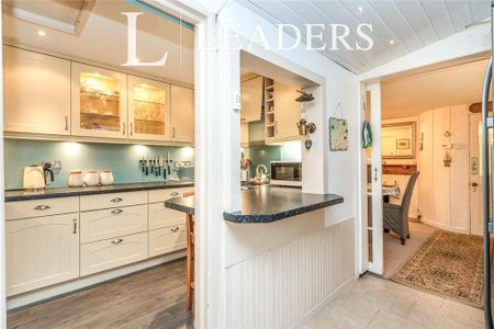 2 bedroom detached house to rent - Photo 3