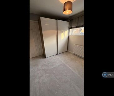 3 bedroom detached house to rent - Photo 6