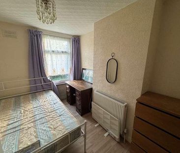 Humberstone Road, Plaistow, London, E13 - Photo 1