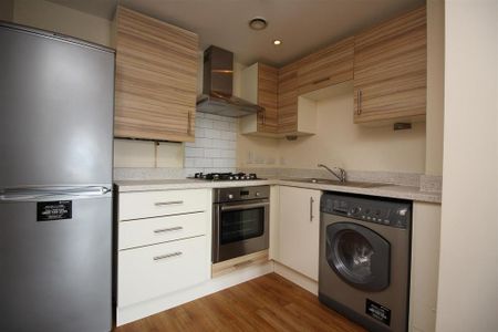 1 bedroom flat to rent - Photo 3
