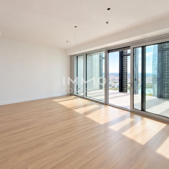 Penthouse Level 51 in DC2 Tower | Exclusive Living Above the Danube - Photo 1