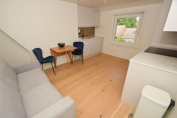 1 bedroom flat to rent - Photo 1