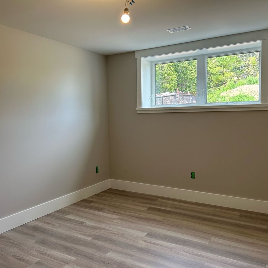 For Lease - 242 SOUTH RANKIN Street Unit# 2, Saugeen Shores, Ontario - Photo 1