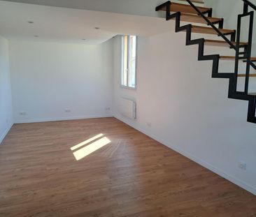 Location Appartement 2 pièces 47m² FARGUES ST HILAIRE 33370 - Photo 1