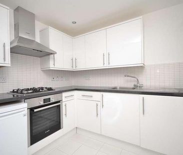 Field View, Caversham, Reading, RG4 - Photo 3