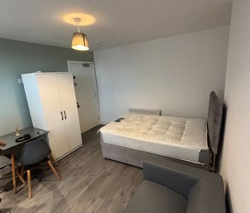 Studio Flat, Rimrose Road, L20 - Photo 1
