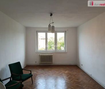 Hezký byt 4+1 po částečné rekonstrukci, Zbuzany u Prahy - Photo 3