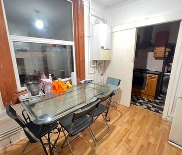 Room in a Shared House, Quicks Road, SW19 - Photo 3