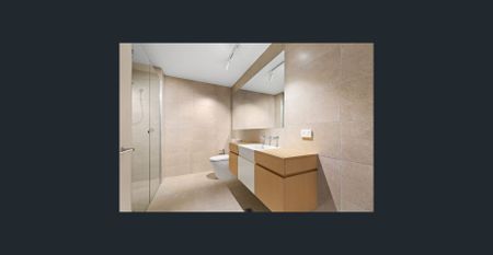 Oversized two bedroom apartment in prime location! - Photo 5