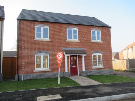 3 Bed House - Photo 3