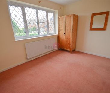2 bedroom end of terrace house to rent - Photo 2
