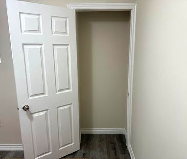 For Lease - 3266 MINTWOOD Circle Unit# BASEMENT, Oakville, Ontario - Photo 4