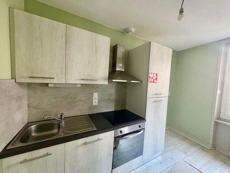 APPARTEMENT T2 A LOUER A ROANNE - CENTRE VILLE - Photo 4