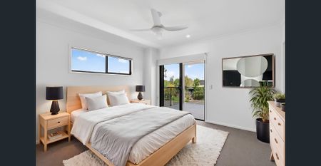 Stylish New Home - River Views, Balcony Retreat & A/C Comfort - Photo 5