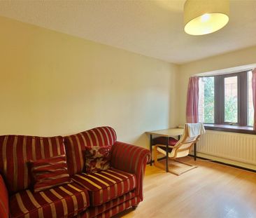 2 bedroom Student Terraced House to rent in Windmill Court, Newcast... - Photo 3