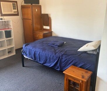 Seacombe Gardens - Photo 2