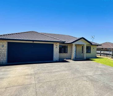 Spacious 4-Bedroom Home with Study in a Prime Location! - Photo 1