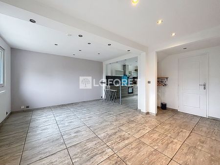 Location Maison 6 pièces 110m² - Photo 4