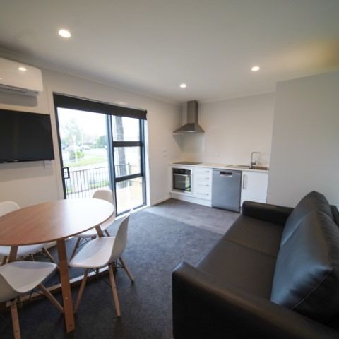 Situated in the popular Hillcrest suburb, these near-new studio units offer the perfect mix of comfort and convenience. - Photo 1