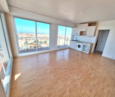 Location Appartement 1 pièce 35m² LES SABLES D OLONNE 85100 - Photo 5