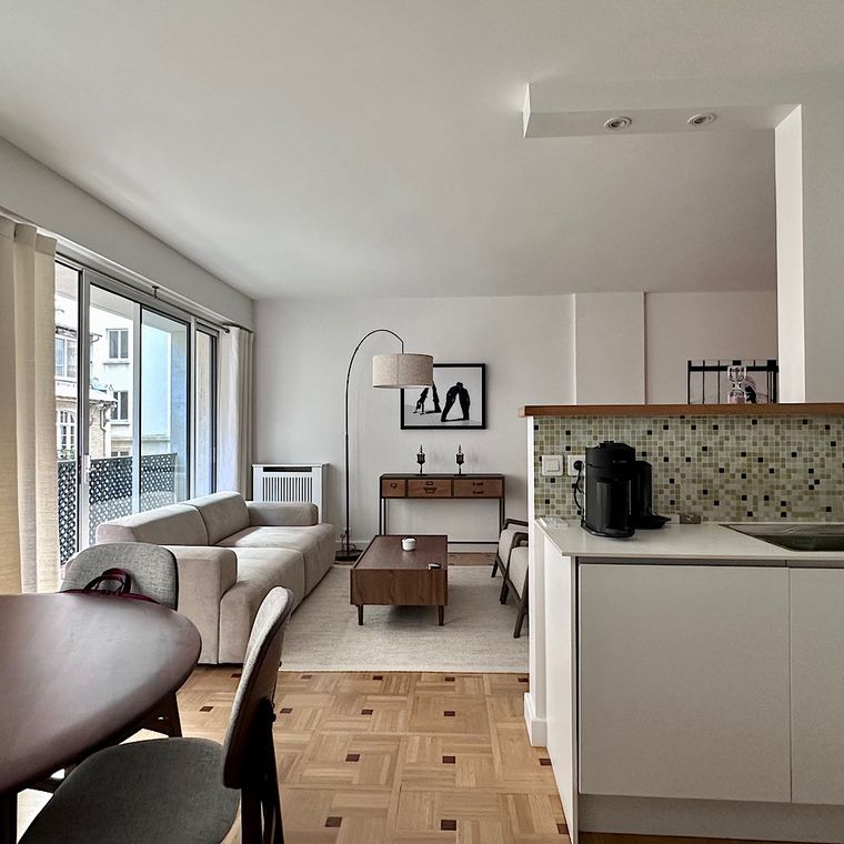 Appartement à louer rue Octave Feuillet, Paris 16ème - Photo 1