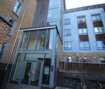 1 bed flat to rent in Quayside Drive - Photo 1