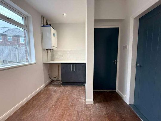 Brook Street, Royton, OL2 - Photo 1