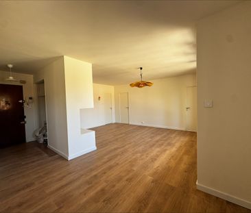 Location Appartement 3 pièces 68m² CASSIS 13260 - Photo 3