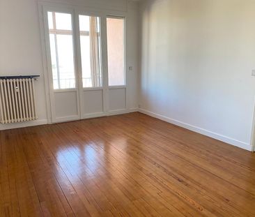 Location Appartement 3 pièces 81m² AUBENAS 07200 - Photo 3