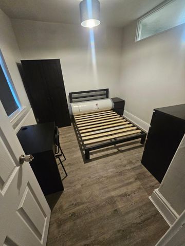 2 bedroom ground floor flat to rent - Photo 4