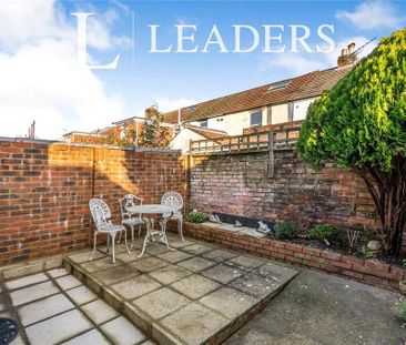 3 bedroom terraced house to rent - Photo 4