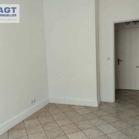 Location Appartement 2 pièces 48m² BEAUVAIS 60000 - Photo 4