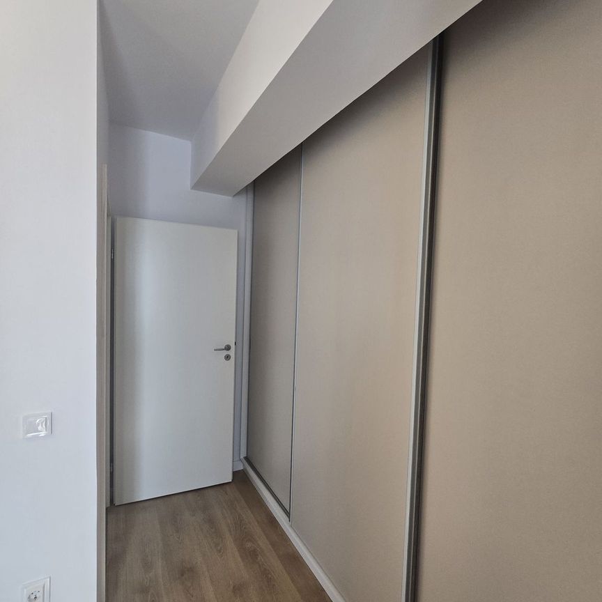 Apartament 3 camere | Mobilat si utilat | Parcare | Prima inchiriere - Photo 1