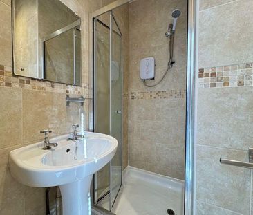 1 bedroom house of multiple occupation to rent - Photo 6