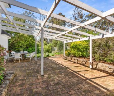 Fully Furnished Family Living with Pool & Entertainer's Appeal - Photo 6