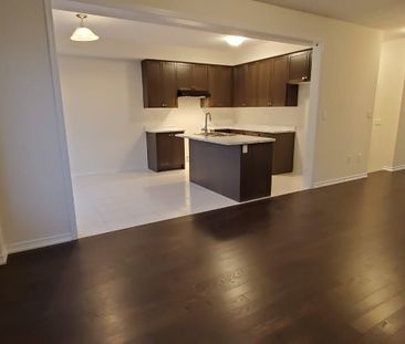 For Lease - 71 Esther Crescent, Thorold, Ontario - Photo 6