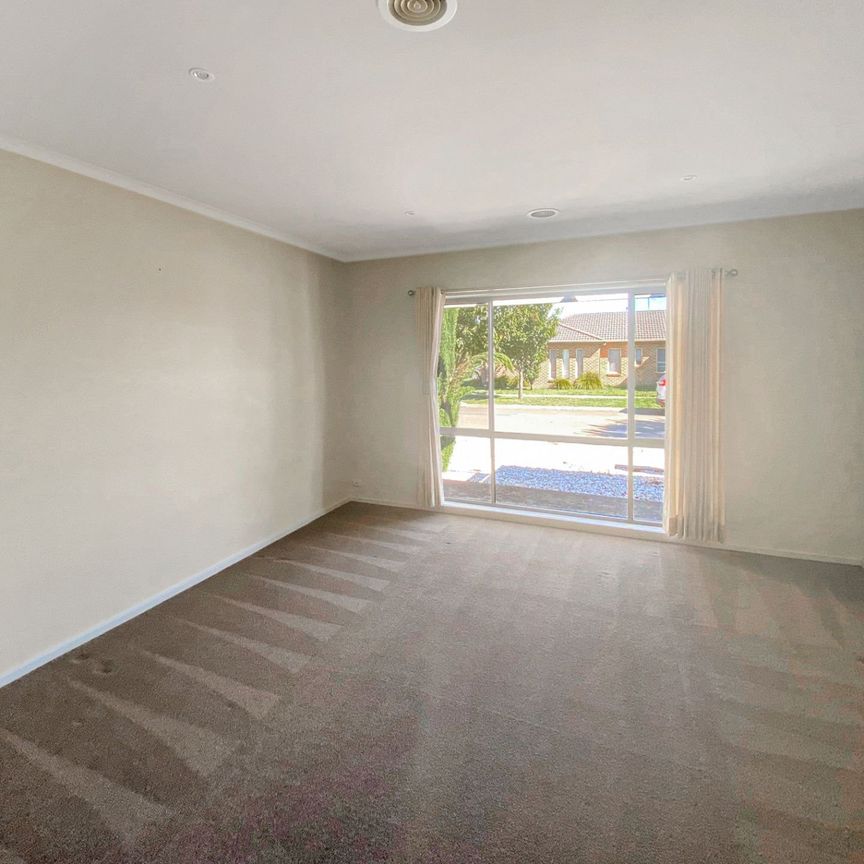 7 Moseley Street, Alfredton - Photo 1