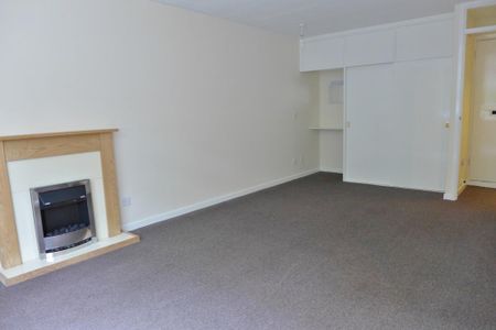 Studio to rent - Photo 2
