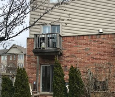 For Lease - 15 CHAPMAN Lane, Hamilton, Ontario - Photo 1