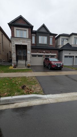 For Lease - 27 Vickery Street, Whitby, Ontario - Photo 3