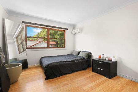 Stunning Terrace In An Ideal Location! - Photo 2